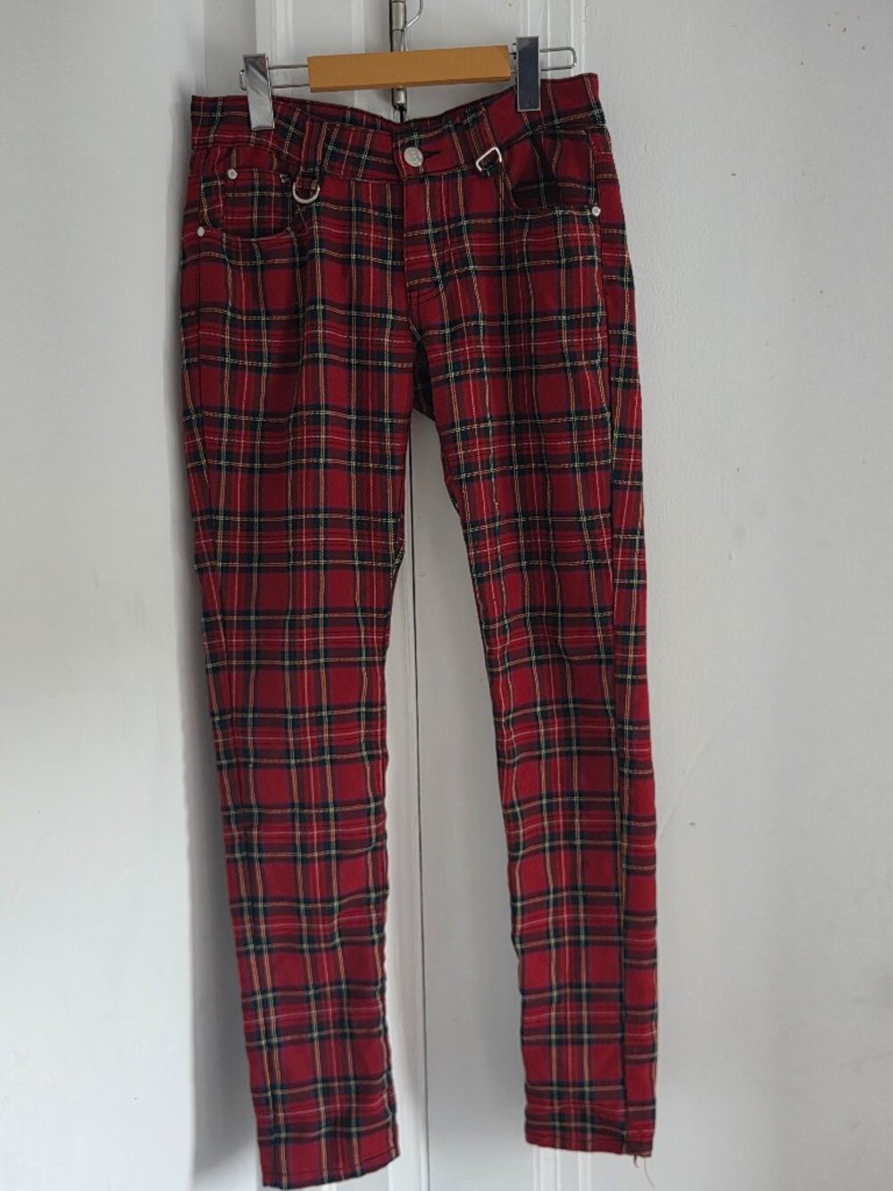 Banned Apparel Red Tartan Plaid Punk Skinny Pant Size 28 - Picture 1 of 12